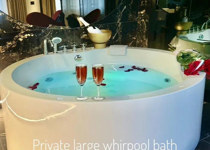 Life Voyage & - Strasbourg's Center Luxury Experience